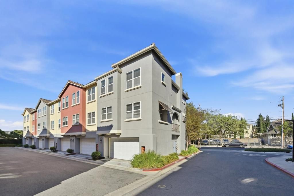 Image 31 of property listing at 19 N Willard, San Jose, CA 95126