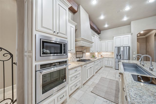 13436 S 65th East Place, Bixby, OK 74008