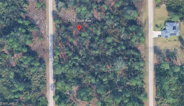 1318 Scott AVE, Lehigh Acres, FL 33972