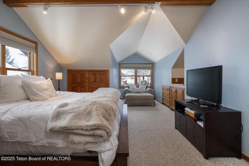 1930 W HOMESTEAD Drive, Jackson, WY 83001 photo 12