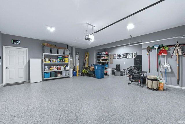 10144 Buckshire Court, New Haven, IN 46774