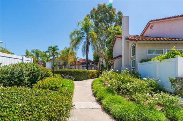38 Carnation, Rancho Santa Margarita, CA 92688
