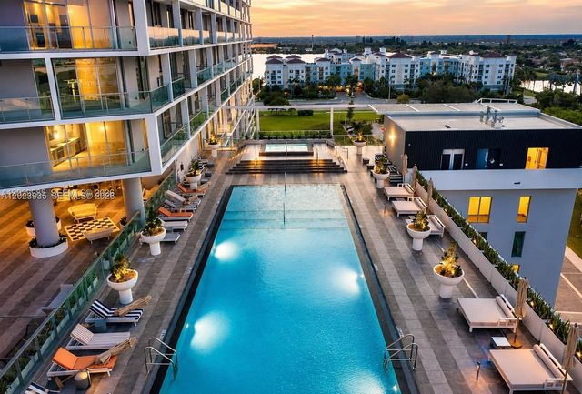2000 Metropica Way 1408, Sunrise, FL 33323