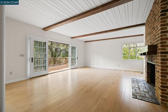 110 Moraga Way, Orinda, CA 94563