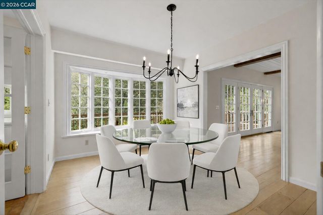 110 Moraga Way, Orinda, CA 94563