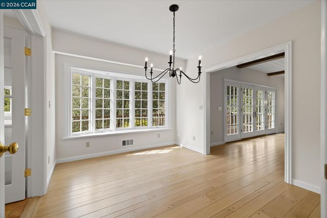 110 Moraga Way, Orinda, CA 94563