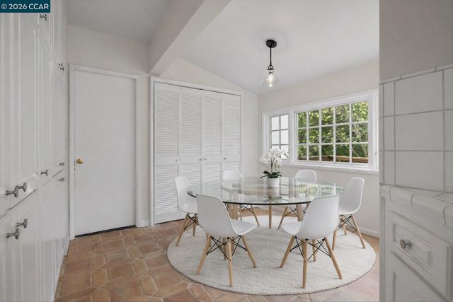 110 Moraga Way, Orinda, CA 94563