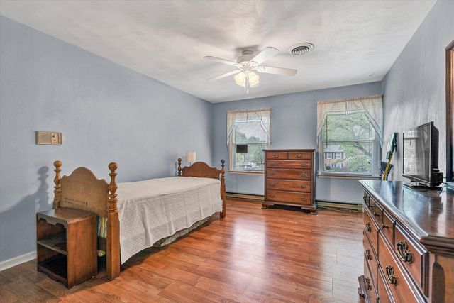124 Stratford DR, Blue Ridge, VA 24064