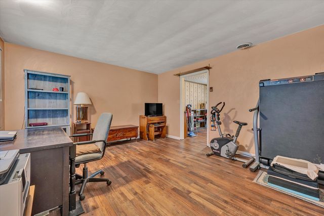 124 Stratford DR, Blue Ridge, VA 24064