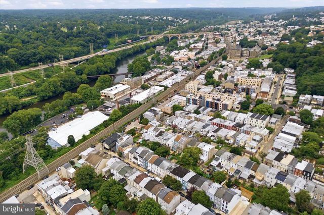 145 EAST ST, Philadelphia, PA 19127
