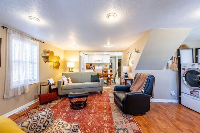 519 2nd STREET S, La Crescent, MN 55947