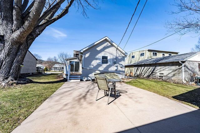 519 2nd STREET S, La Crescent, MN 55947