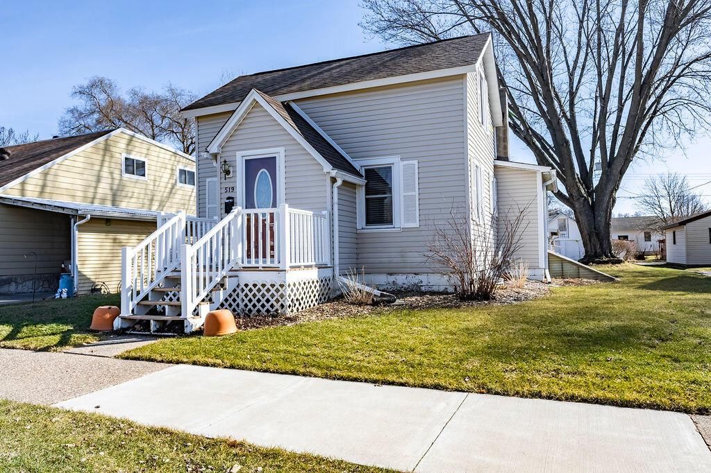 519 2nd STREET S, La Crescent, MN 55947