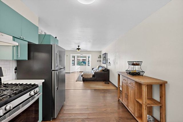 1005 Dakota Street SE, Albuquerque, NM 87108