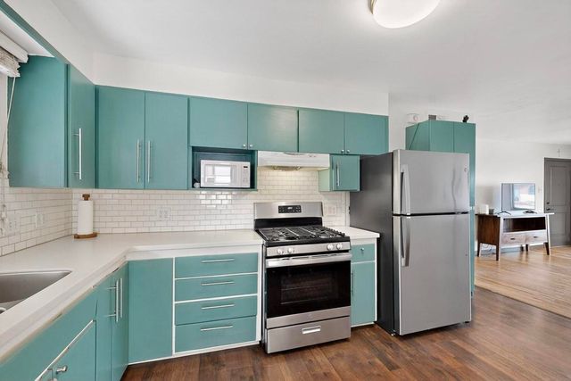 1005 Dakota Street SE, Albuquerque, NM 87108