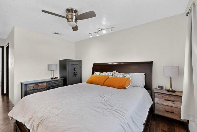 1005 Dakota Street SE, Albuquerque, NM 87108