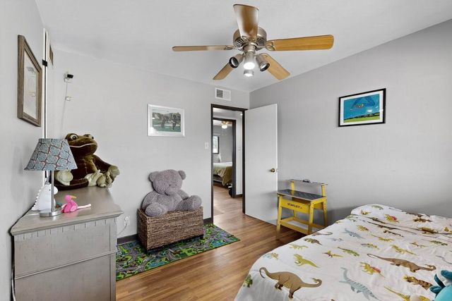 1005 Dakota Street SE, Albuquerque, NM 87108