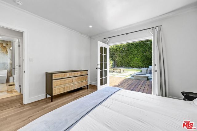 934 N Sweetzer Avenue, West Hollywood, CA 90069