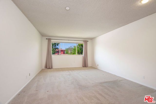 1418 Warner Avenue, Los Angeles, CA 90024