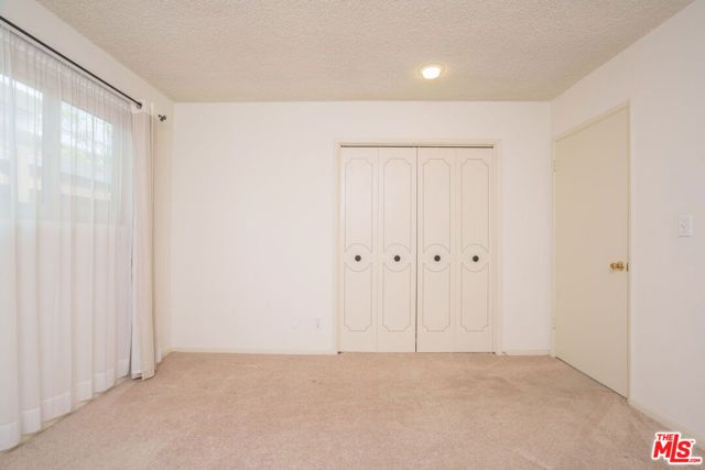 1418 Warner Avenue, Los Angeles, CA 90024