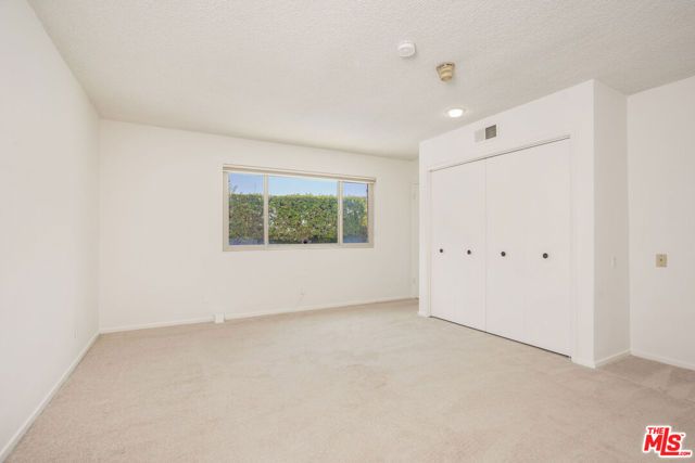 1418 Warner Avenue, Los Angeles, CA 90024