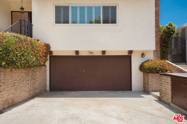 1418 Warner Avenue, Los Angeles, CA 90024