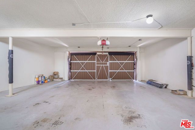 1418 Warner Avenue, Los Angeles, CA 90024