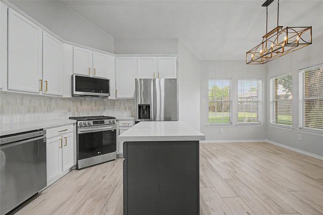 7822 Mary Katheryns Crossing, Conroe, TX 77304