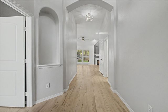 7822 Mary Katheryns Crossing, Conroe, TX 77304
