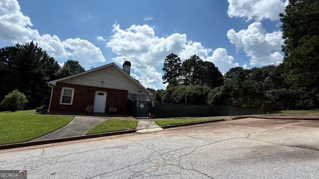 1401 Stone Bridge Lane, Conyers, GA 30094