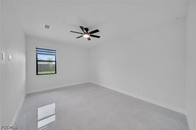 1013 NE 12th TER, Cape Coral, FL 33909