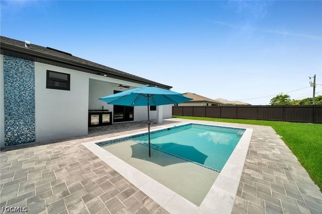1013 NE 12th TER, Cape Coral, FL 33909