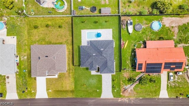 1013 NE 12th TER, Cape Coral, FL 33909