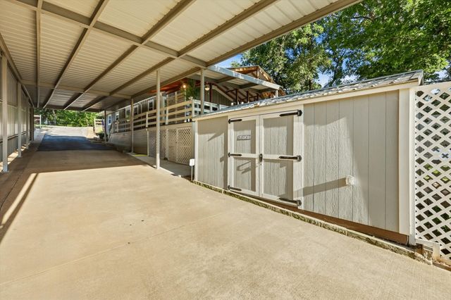 1616 Woodview Drive, Alvarado, TX 76009