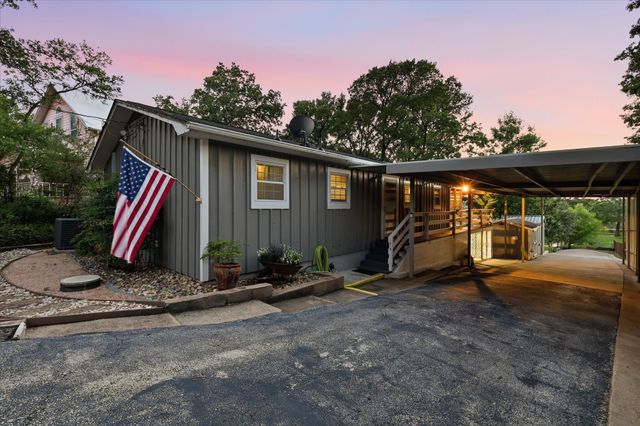 1616 Woodview Drive, Alvarado, TX 76009