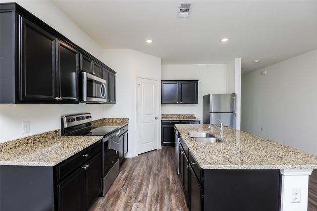 505 Canoe Way, Crowley, TX 76036