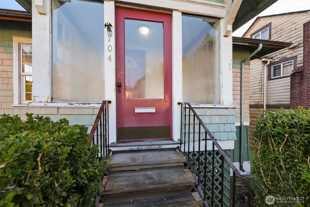 704 Lincoln Street, Hoquiam, WA 98550