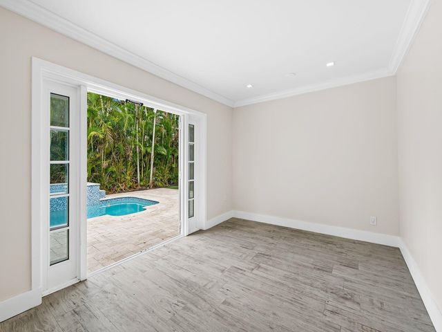 714 NE 16th Avenue, Fort Lauderdale, FL 33304