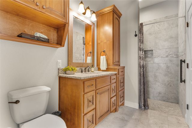 529 Perry Lane, Robinson, TX 76706