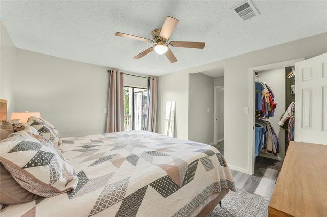 2501 Gulf Freeway 258C, Dickinson, TX 77539