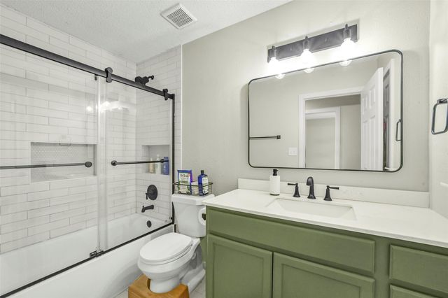 2501 Gulf Freeway 258C, Dickinson, TX 77539