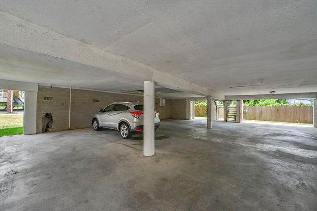 2501 Gulf Freeway 258C, Dickinson, TX 77539