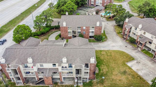 2501 Gulf Freeway 258C, Dickinson, TX 77539