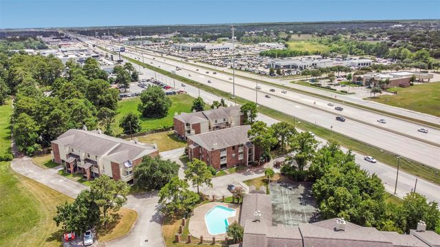 2501 Gulf Freeway 258C, Dickinson, TX 77539