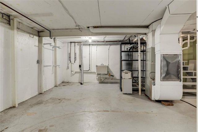 6105 Granada Street, Fairway, KS 66205