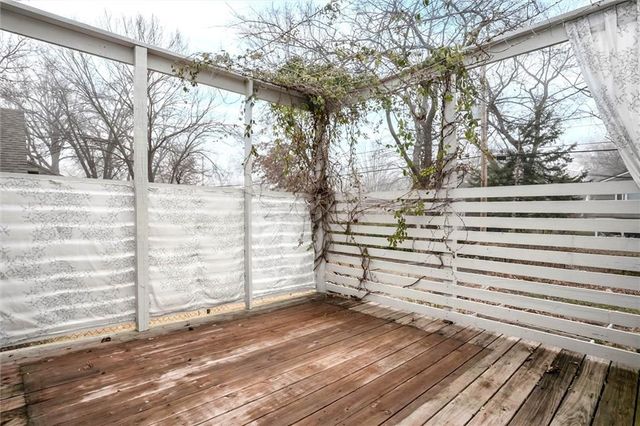 6105 Granada Street, Fairway, KS 66205