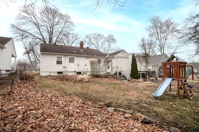 6105 Granada Street, Fairway, KS 66205