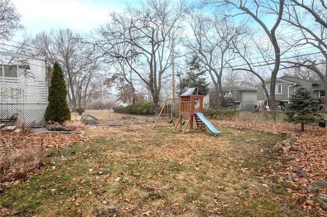 6105 Granada Street, Fairway, KS 66205