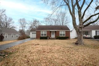 6105 Granada Street, Fairway, KS 66205