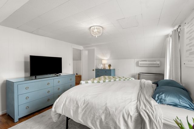 2 Girdler Road, Marblehead, MA 01945